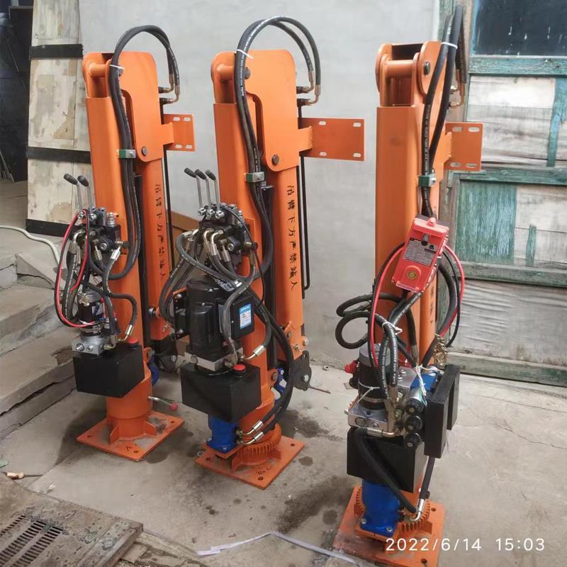 林园区重汽蓝牌随车吊 3.2吨 国六动力强 液压驱动 农用自卸起重机